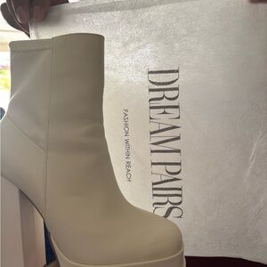 Dream Pairs Women's Cream Heeled Boots